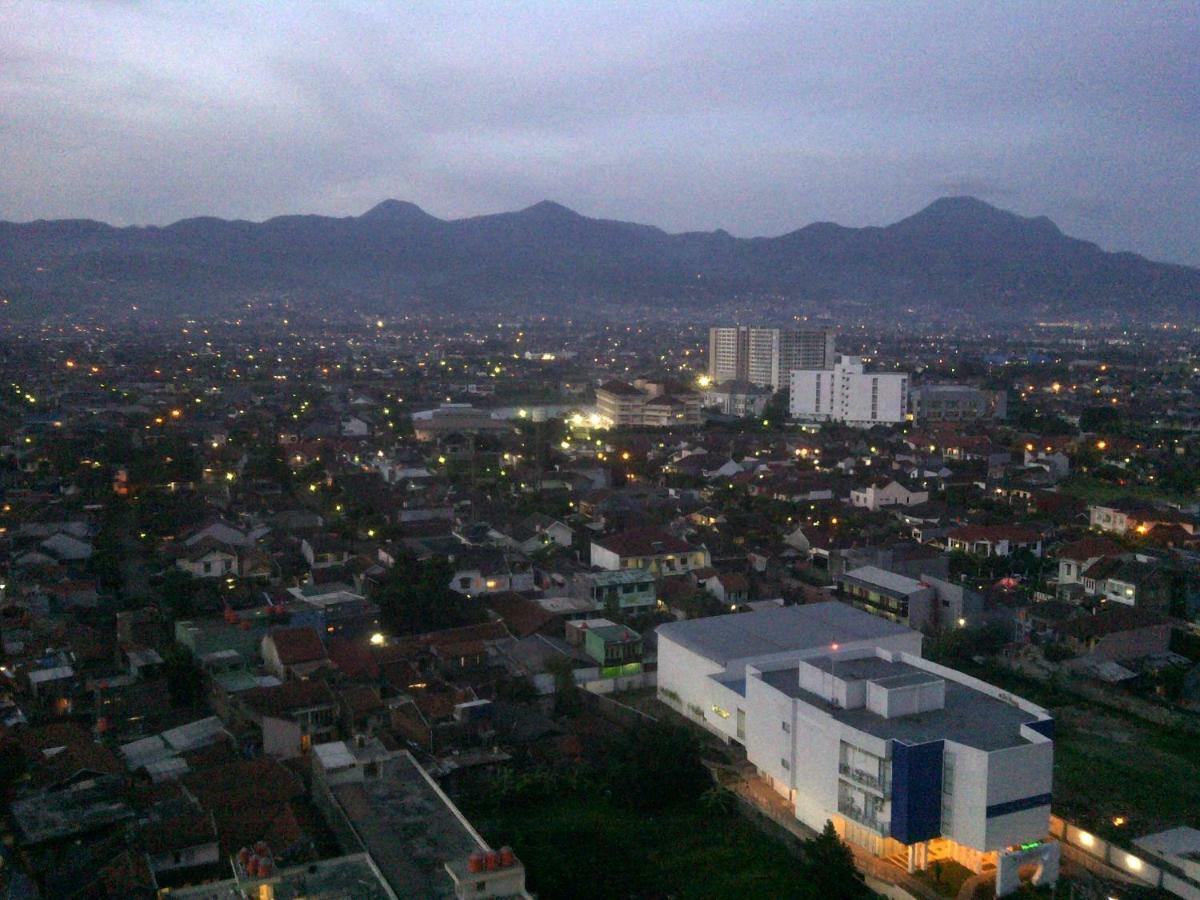 Apartemen The Suites Kayla Bandung Zewnętrze zdjęcie
